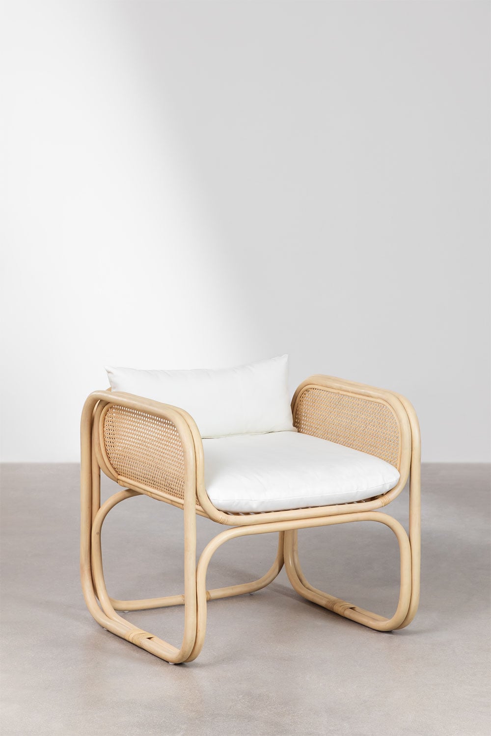 WILBERT outdoor armchair, rattan, honey