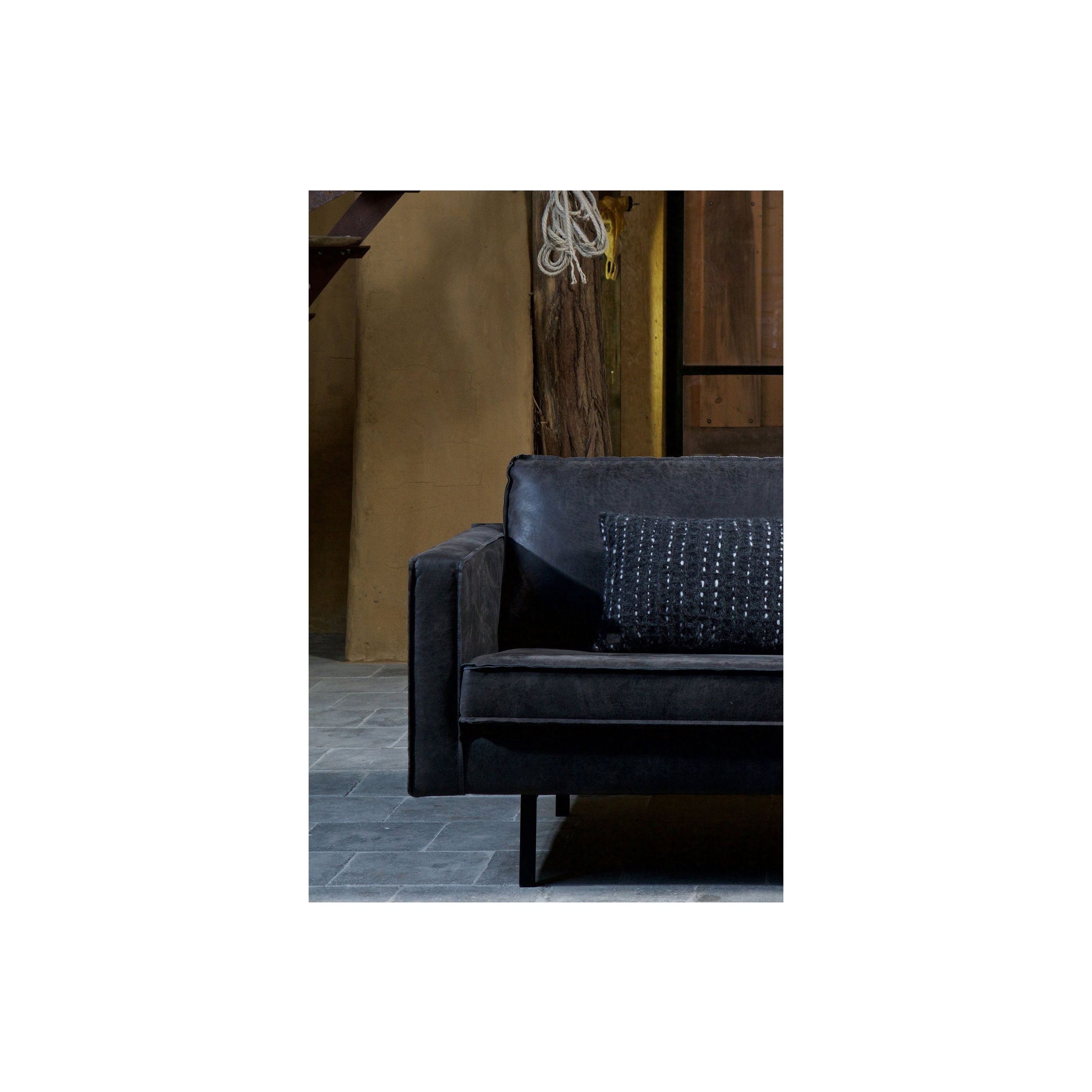 Kampinė sofa RODEO, oda, juoda spalva