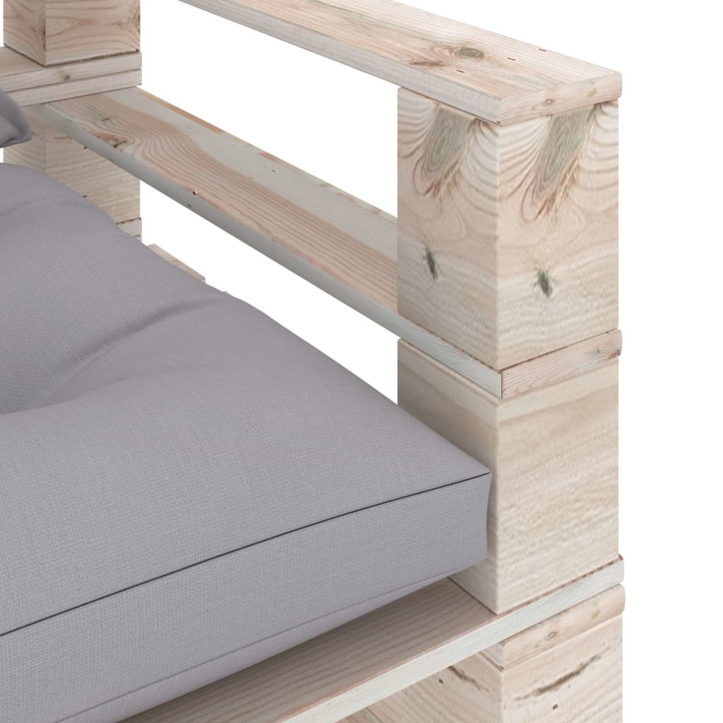 Sodo sofa iš palečių su pilkomis pagalvėlėmis, pušies mediena